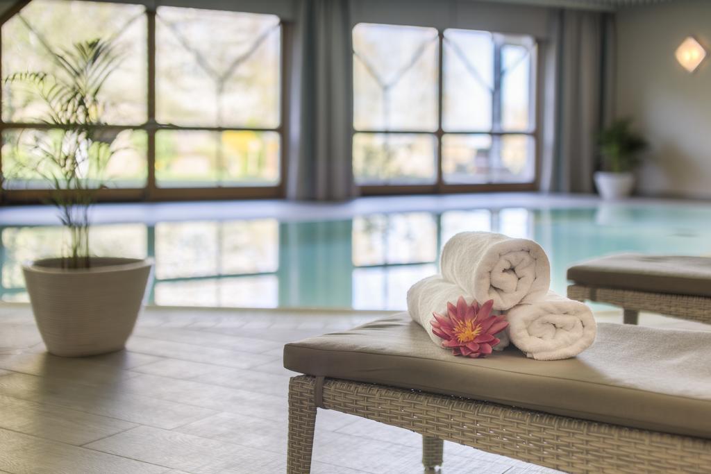 Kurhotel Leonardo Hoheneich ภายนอก รูปภาพ